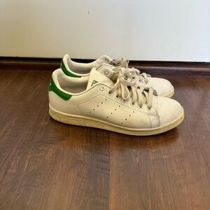 Adidas x Stan Smith Classic White Sneakers with Green Logo